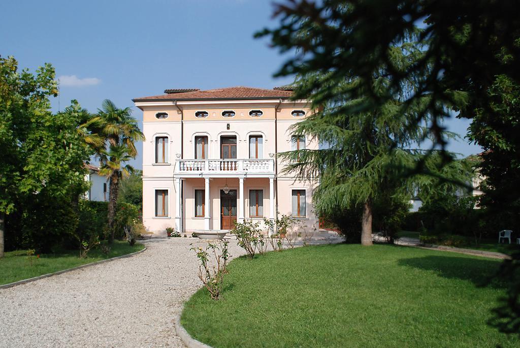 B&B Villa Romano Frühstückspension *